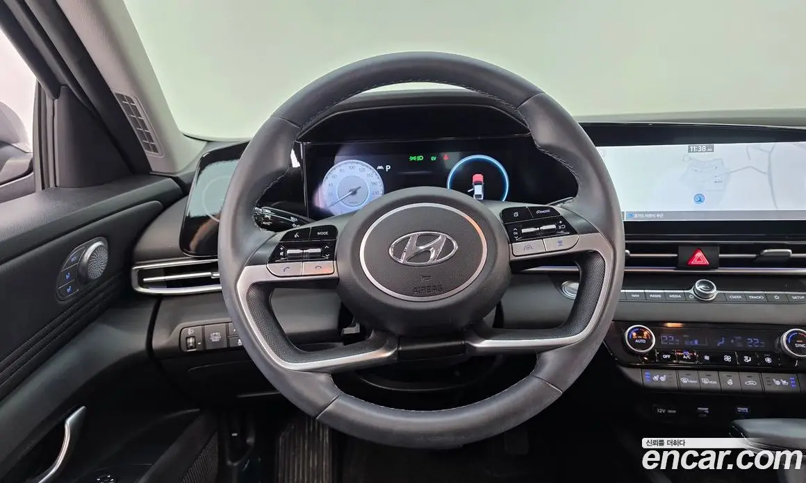 Hyundai Avante 2022 1.6 автомат (гидро), фото 19