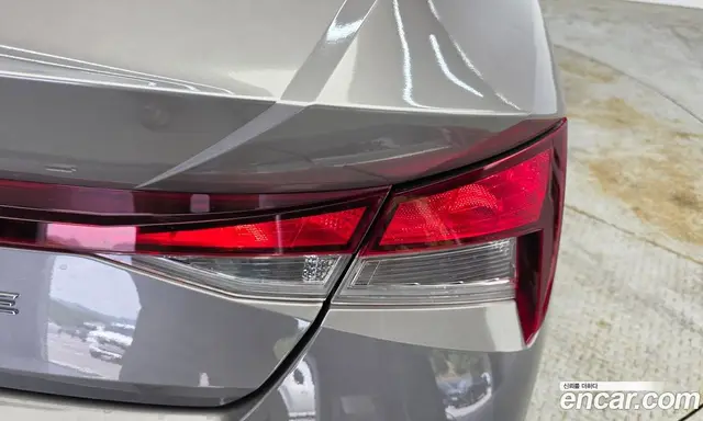 Hyundai Avante 2022 1.6 автомат (гидро), миниатюра 9