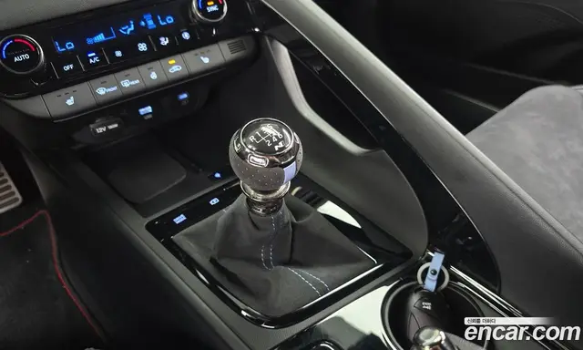 Hyundai Avante 2024 2.0 механика, миниатюра 9