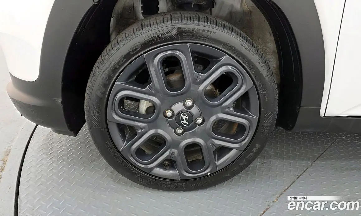 Hyundai Casper 2023 1.0 автомат (гидро), фото 5