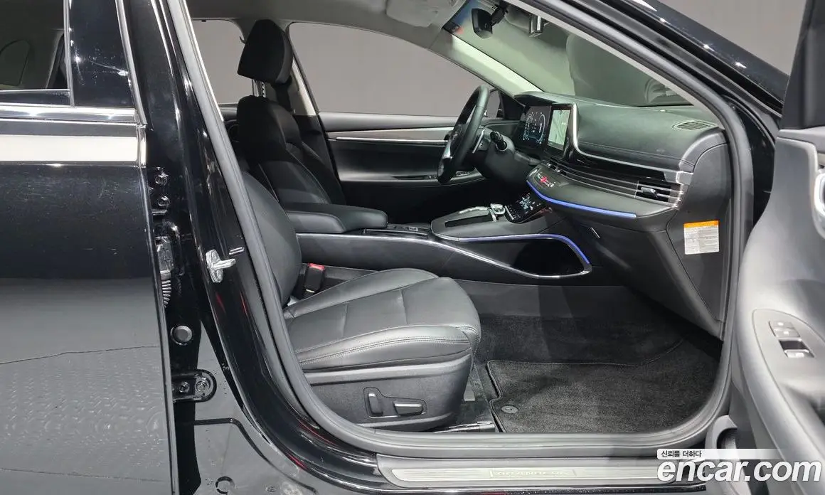 Hyundai Grandeur 2022 2.4 автомат (гидро), фото 16