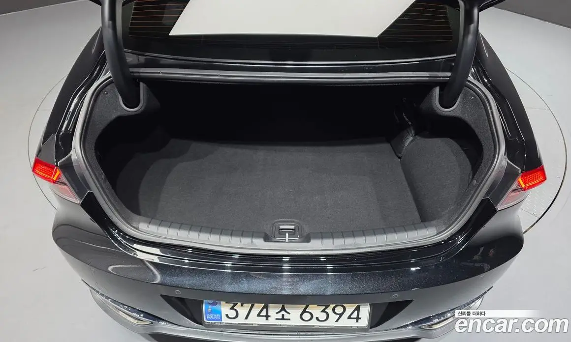 Hyundai Grandeur 2022 2.4 автомат (гидро), фото 23