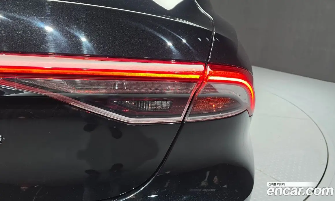 Hyundai Grandeur 2022 2.4 автомат (гидро), фото 9