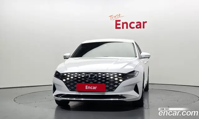 Hyundai Grandeur 2022 2.4 автомат (гидро), миниатюра 3