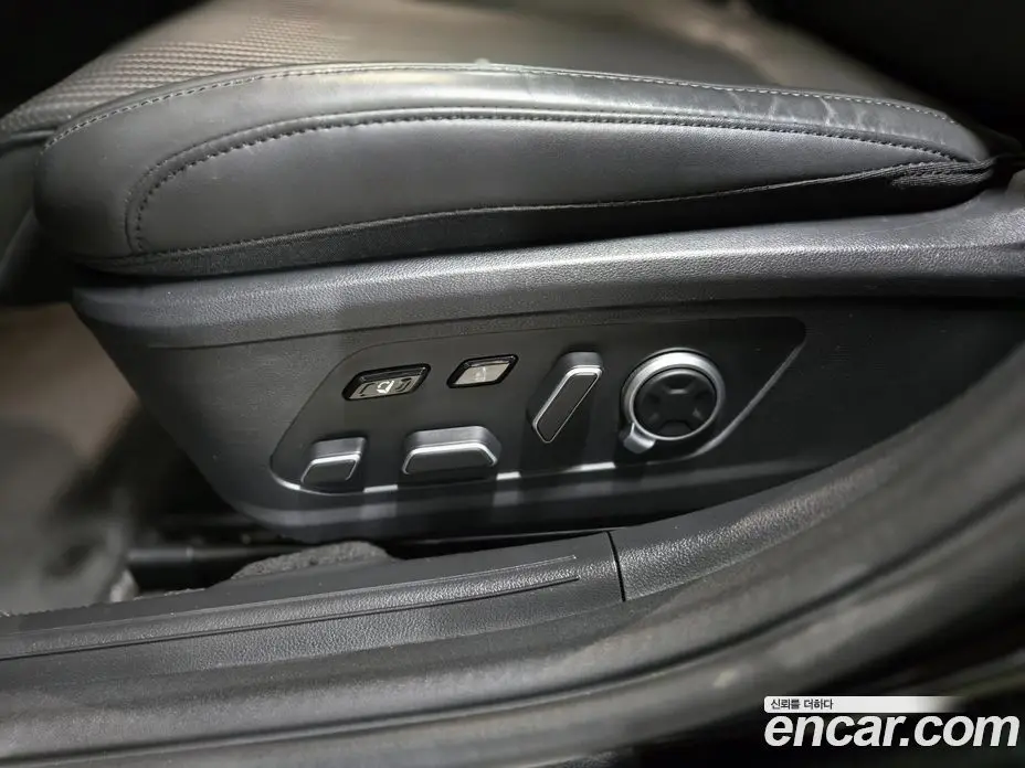 Hyundai Grandeur 2023 1.6 автомат (гидро), фото 17