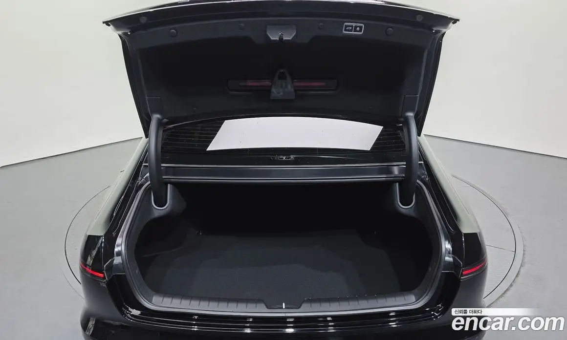 Hyundai Grandeur 2023 1.6 автомат (гидро), фото 20