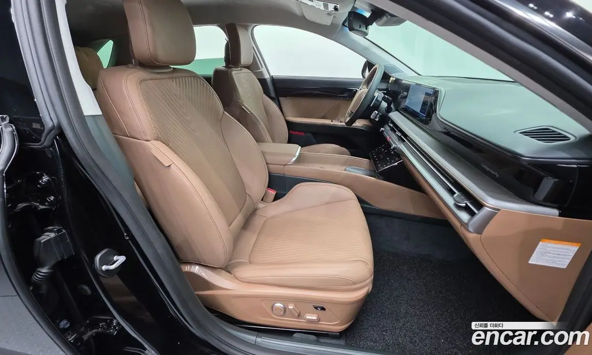 Hyundai Grandeur 2023 1.6 автомат (гидро), фото 10
