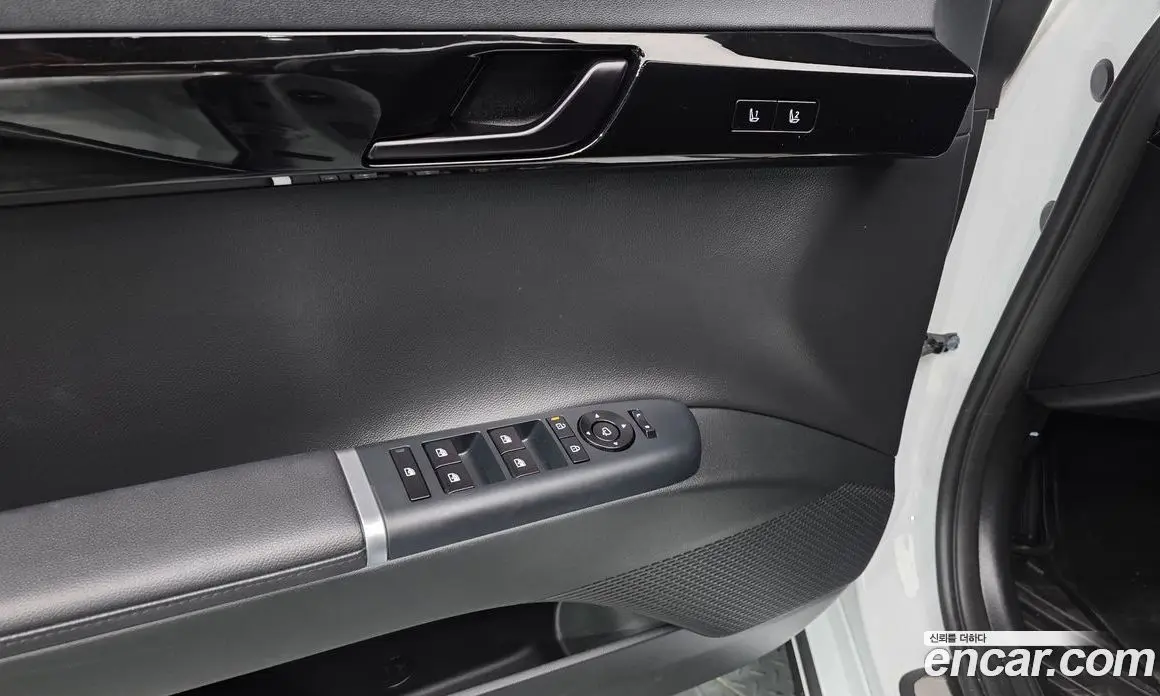 Hyundai Grandeur 2023 3.5 автомат (гидро), фото 23