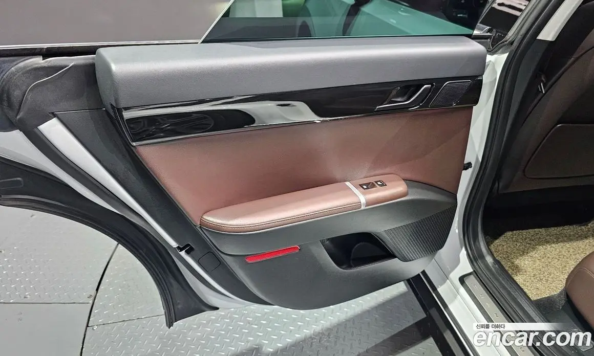 Hyundai Grandeur 2023 2.5 автомат (гидро), фото 15