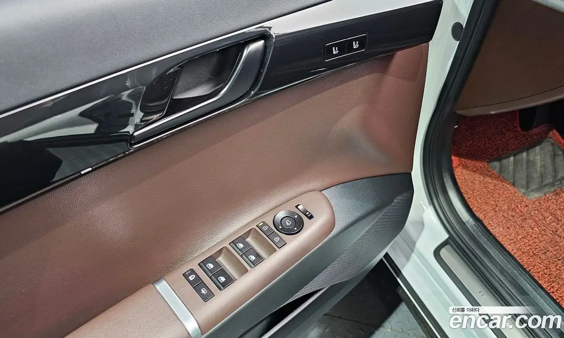 Hyundai Grandeur 2023 2.5 автомат (гидро), фото 29