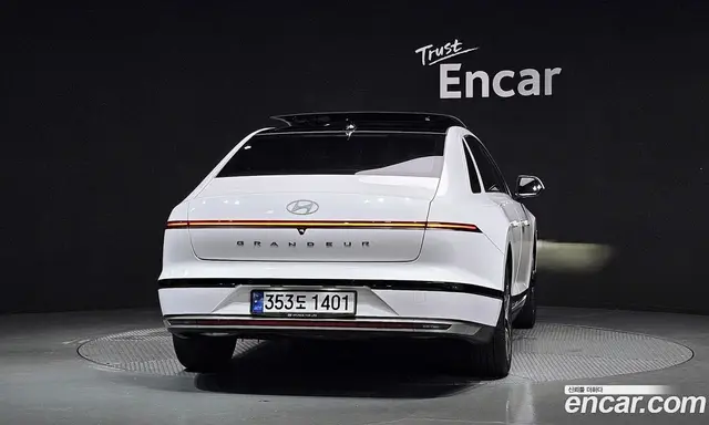 Hyundai Grandeur 2023 2.5 автомат (гидро), миниатюра 4