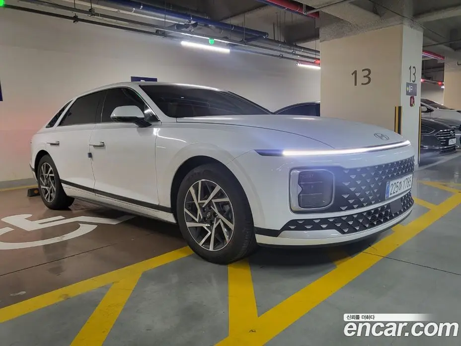 Hyundai Grandeur 2025 1.6 автомат (гидро), фото 3