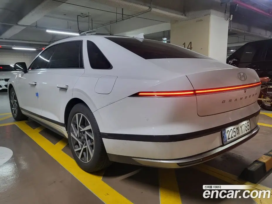 Hyundai Grandeur 2025 1.6 автомат (гидро), фото 5