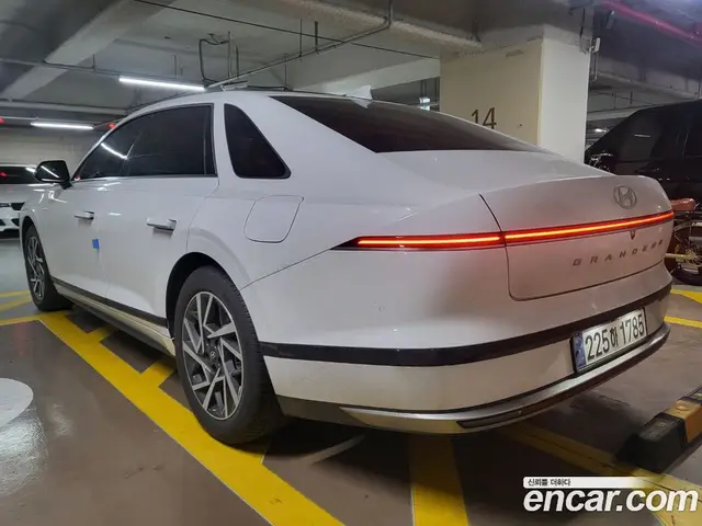Hyundai Grandeur 2025 1.6 автомат (гидро), миниатюра 5