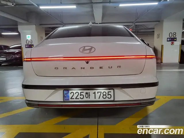 Hyundai Grandeur 2025 1.6 автомат (гидро), миниатюра 6