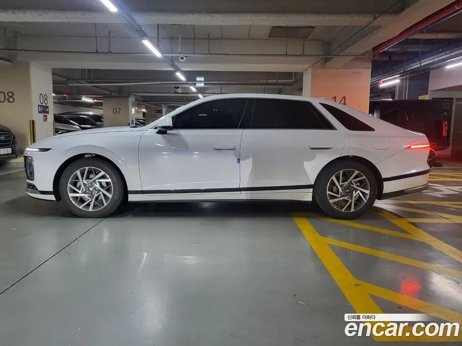 Hyundai Grandeur 2025 1.6 автомат (гидро), фото 7