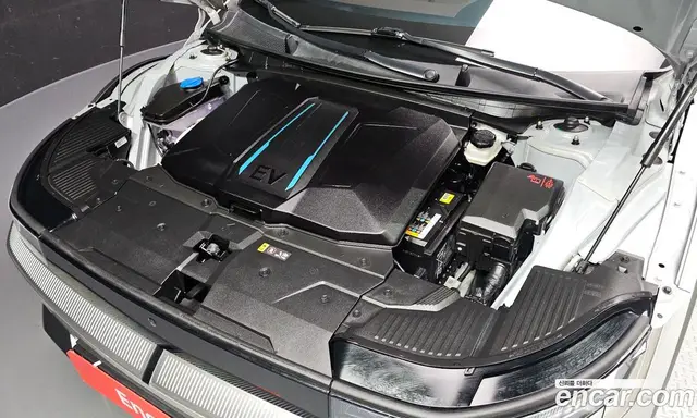 Hyundai Ioniq 5 2025 0.1 автомат (гидро), миниатюра 6