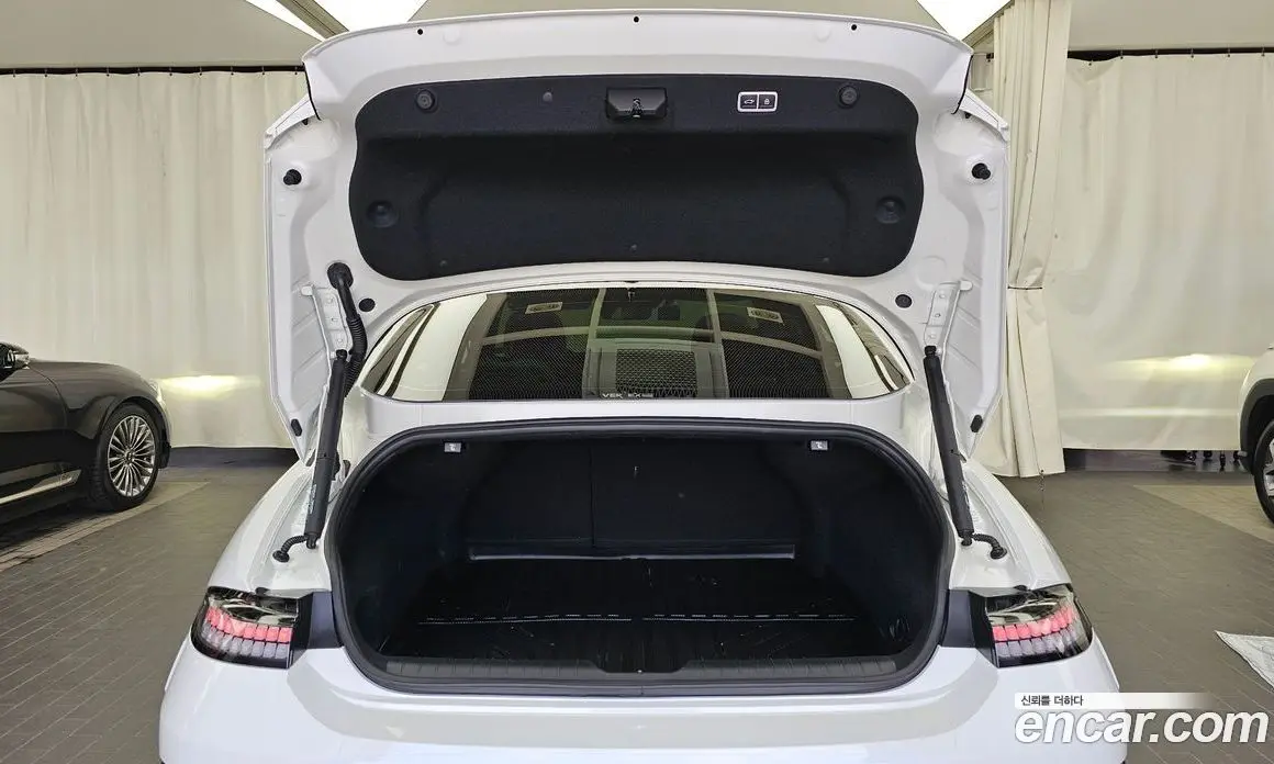 Hyundai Ioniq 6 2022 0.1 автомат (гидро), фото 20