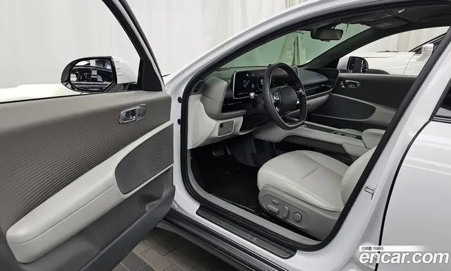 Hyundai Ioniq 6 2022 0.1 автомат (гидро), миниатюра 10
