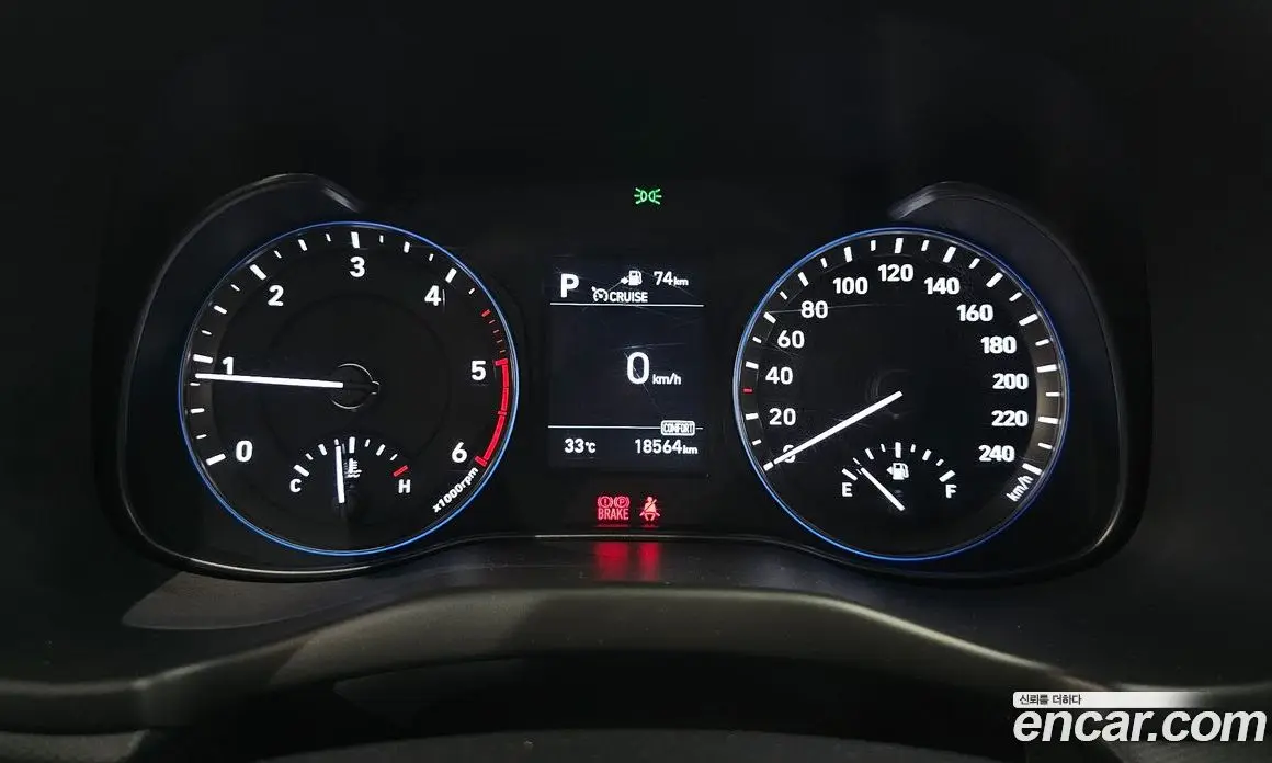 Hyundai Kona 2017 1.6 автомат (гидро), фото 8