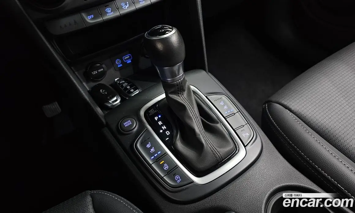 Hyundai Kona 2017 1.6 автомат (гидро), фото 9