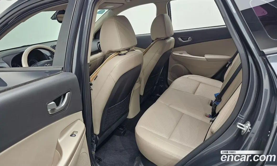Hyundai Kona 2020 1.6 автомат (гидро), фото 17