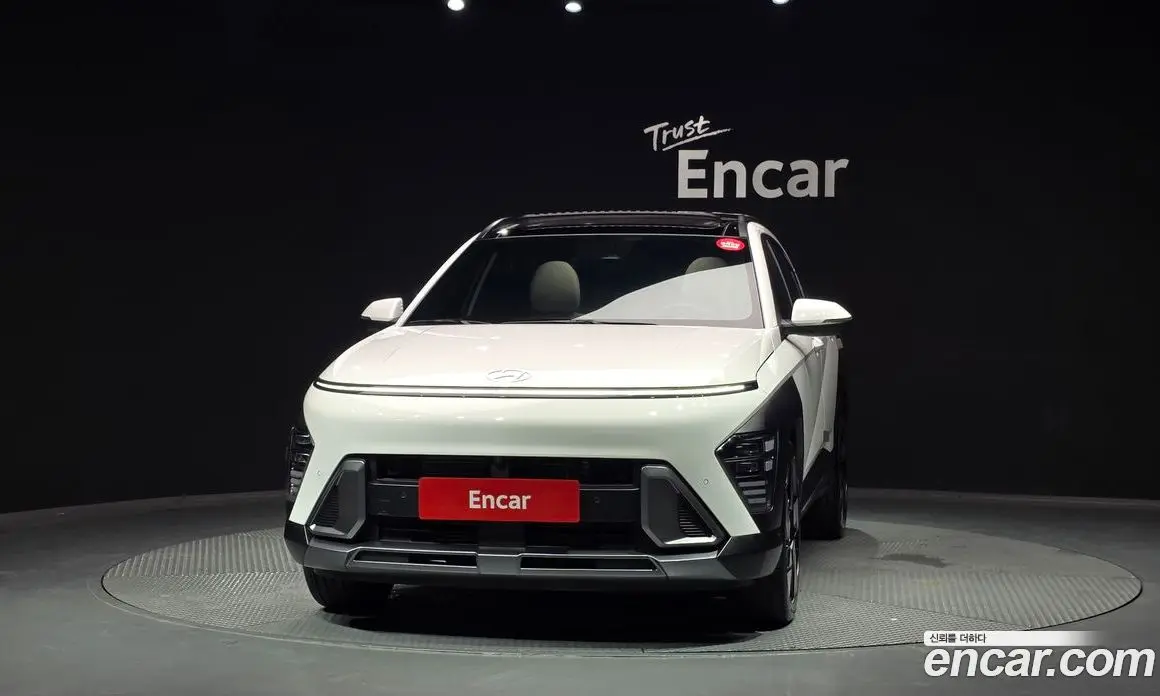 Hyundai Kona 2024 1.6 автомат (гидро), фото 3
