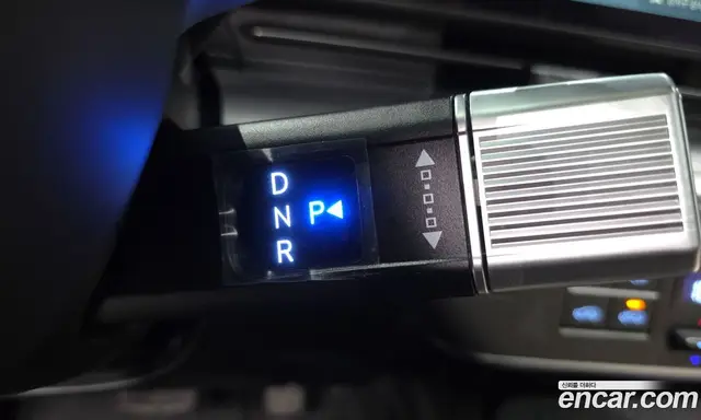 Hyundai Kona 2024 1.6 автомат (гидро), миниатюра 9