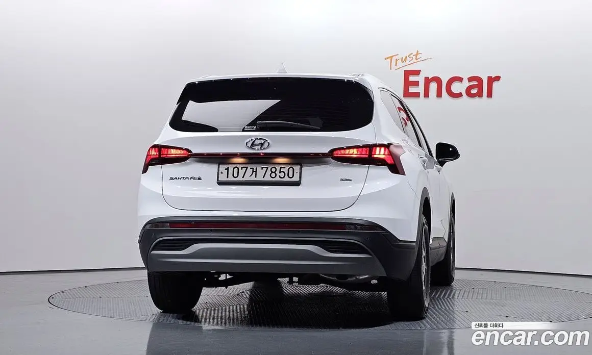 Hyundai Santa Fe 2022 1.6 автомат (гидро), фото 4