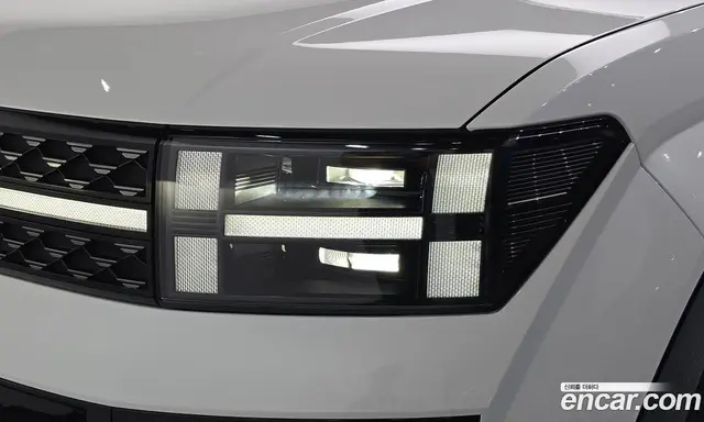 Hyundai Santa Fe 2024 1.6 автомат (гидро), миниатюра 8