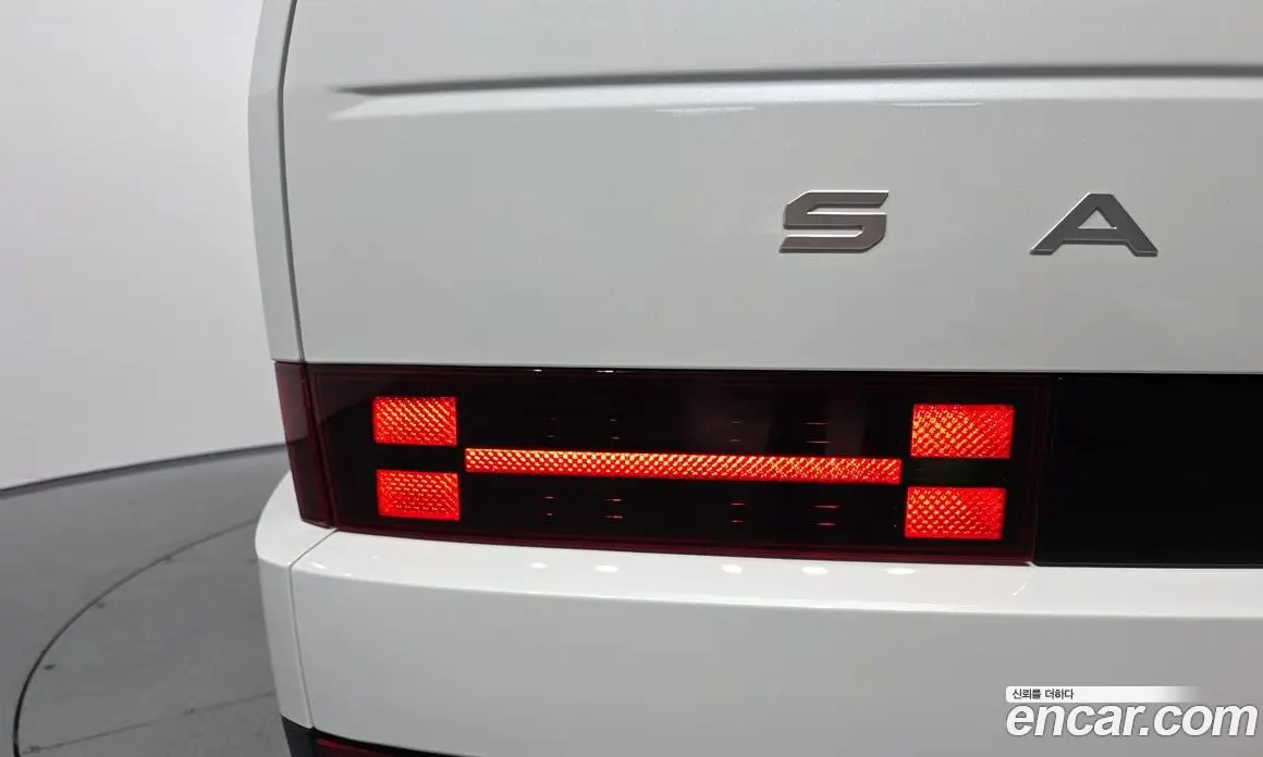 Hyundai Santa Fe 2024 1.6 автомат (гидро), фото 9