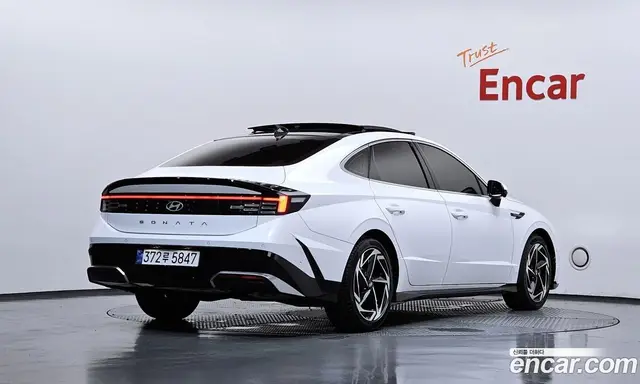 Hyundai Sonata 2025 1.6 автомат (гидро), миниатюра 2