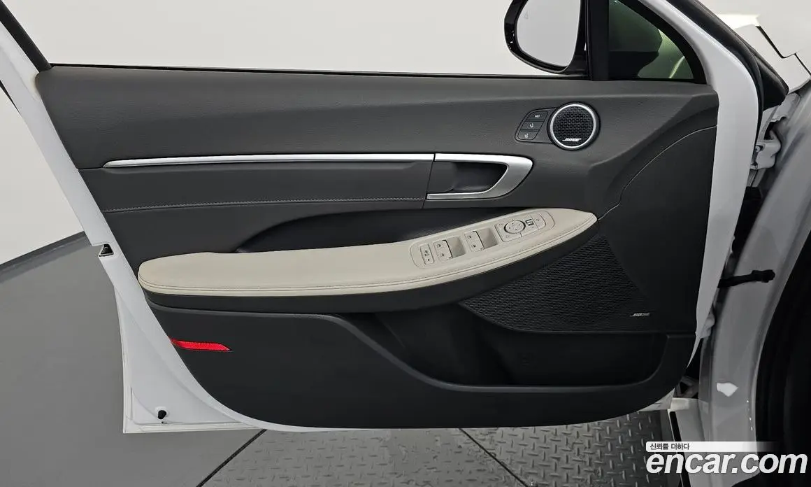 Hyundai Sonata 2025 1.6 автомат (гидро), фото 14