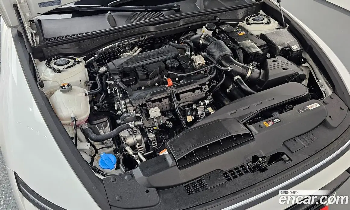 Hyundai Sonata 2025 1.6 автомат (гидро), фото 6