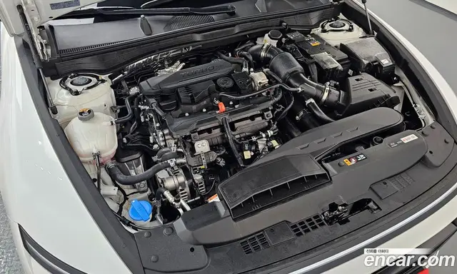 Hyundai Sonata 2025 1.6 автомат (гидро), миниатюра 6