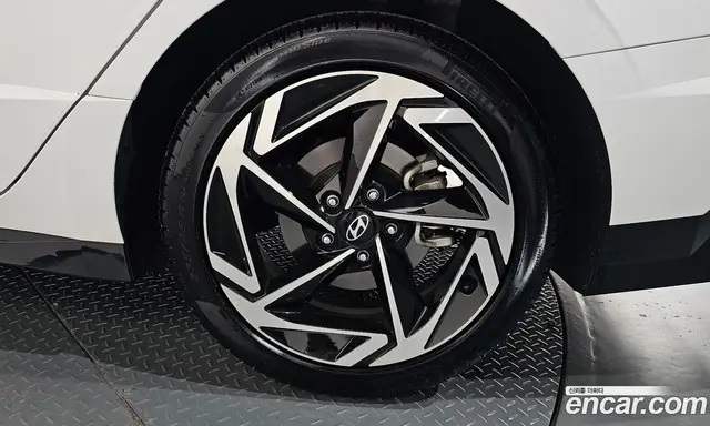 Hyundai Sonata 2025 1.6 автомат (гидро), миниатюра 7