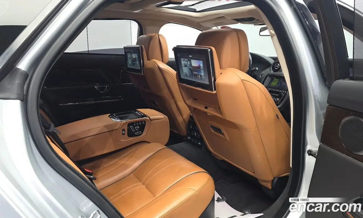 Jaguar XJ 2017 3.0 автомат (гидро), фото 13 Jaguar XJ 2017 3.0 автомат (гидро), фото 13
