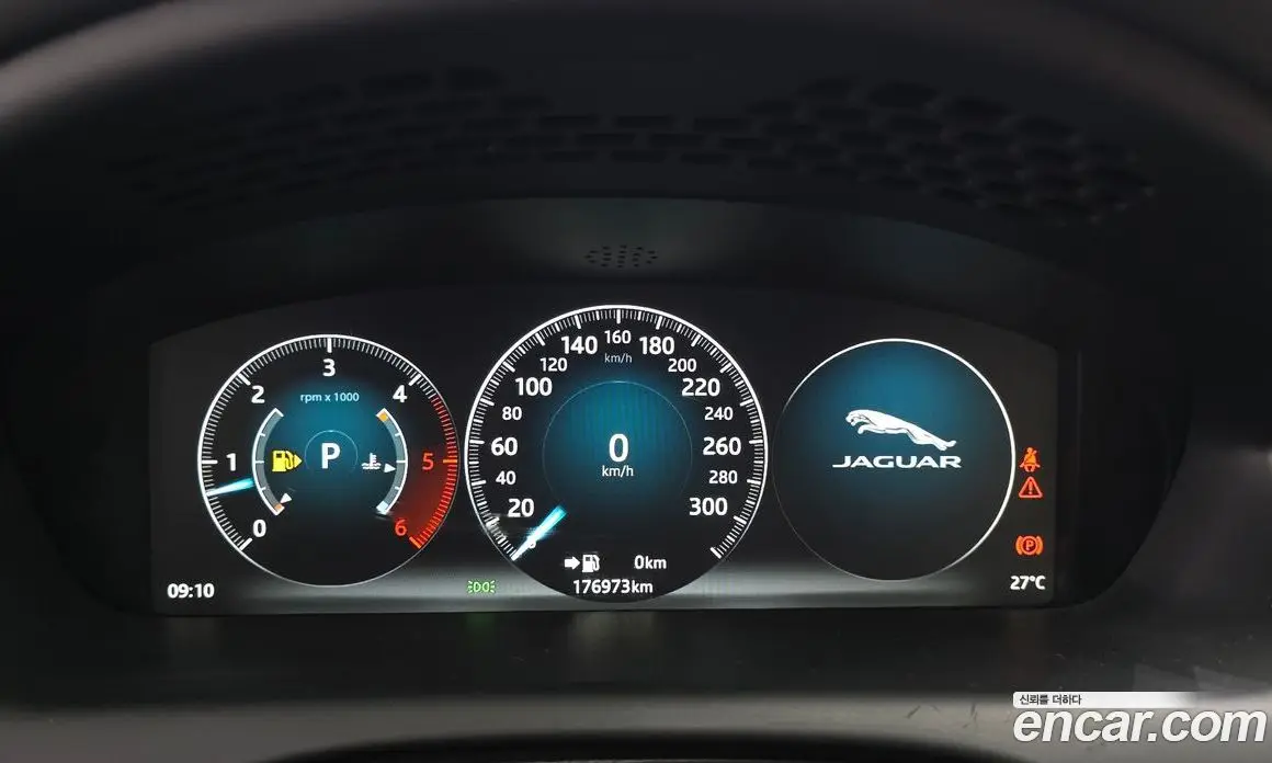Jaguar XJ 2017 3.0 автомат (гидро), фото 8 Jaguar XJ 2017 3.0 автомат (гидро), фото 8