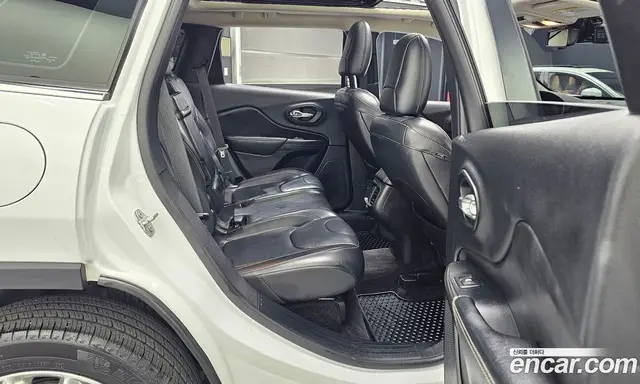 Jeep Cherokee 2016 2.4 автомат (гидро), миниатюра 12