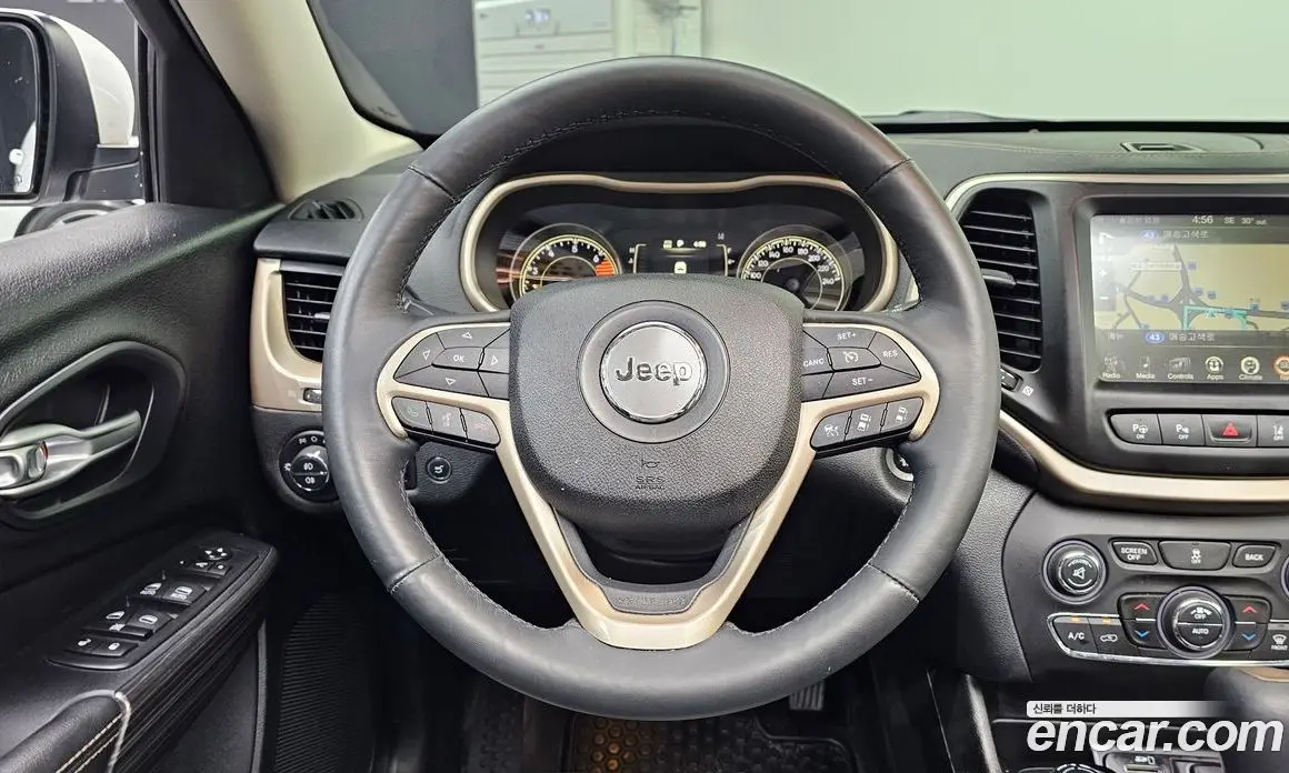Jeep Cherokee 2016 2.4 автомат (гидро), фото 13