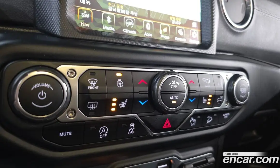 Jeep Wrangler 2019 2.0 автомат (гидро), фото 15