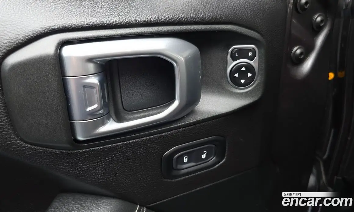 Jeep Wrangler 2019 2.0 автомат (гидро), фото 18