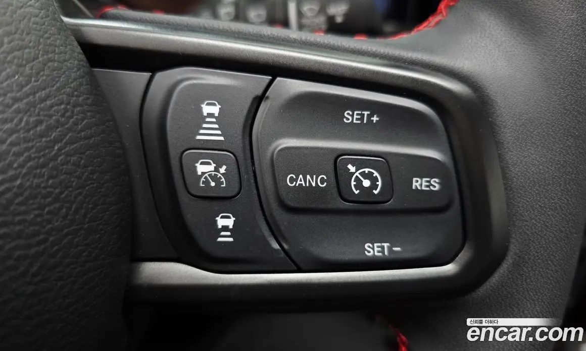 Jeep Wrangler 2024 2.0 автомат (гидро), фото 16