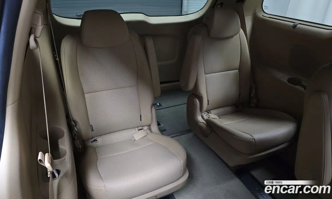 Kia Carnival 2020 2.2 автомат (гидро), фото 18