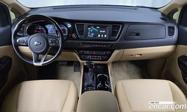 Kia Carnival 2020 2.2 автомат (гидро), миниатюра 10