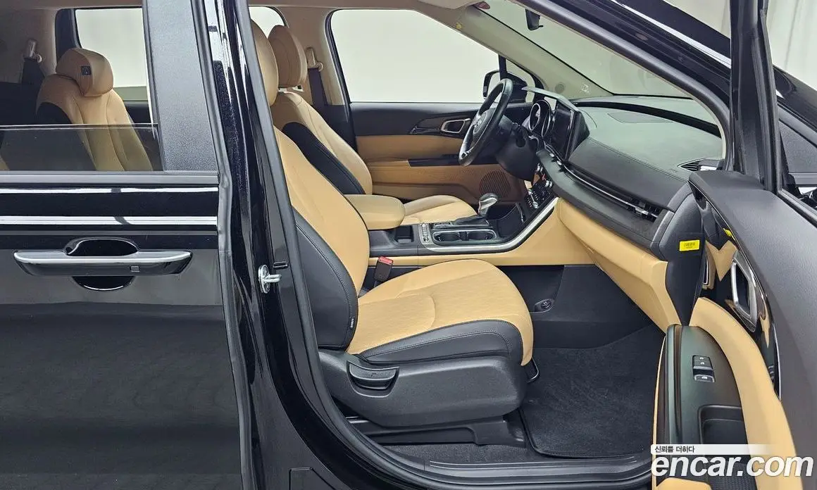 Kia Carnival 2021 2.2 автомат (гидро), фото 16