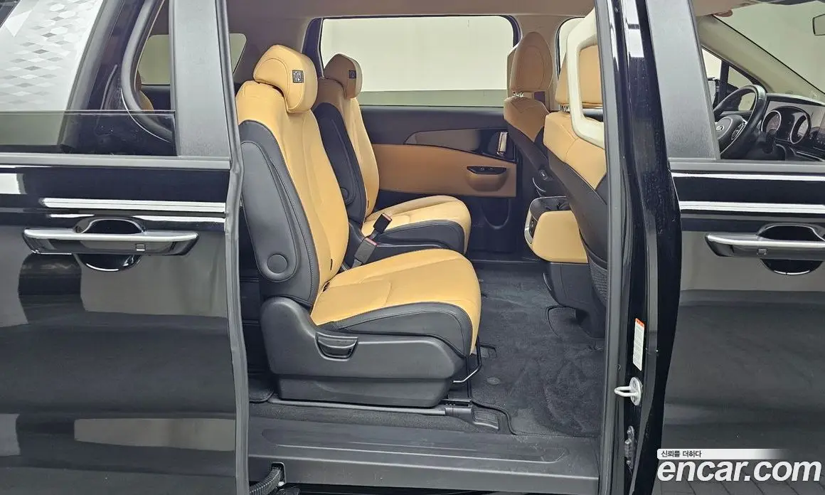 Kia Carnival 2021 2.2 автомат (гидро), фото 17