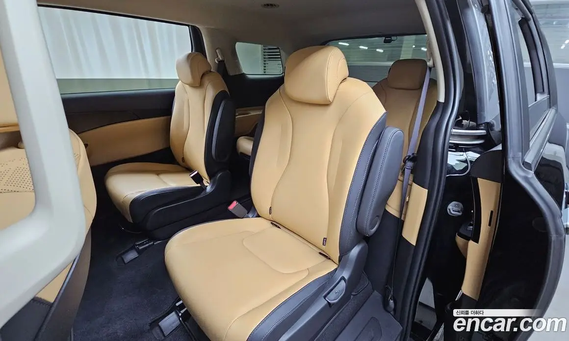 Kia Carnival 2021 2.2 автомат (гидро), фото 30