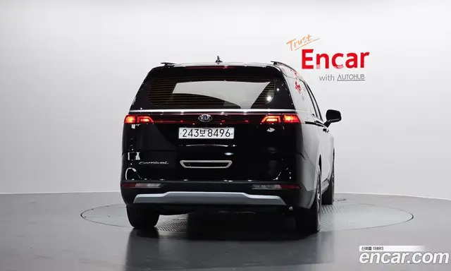Kia Carnival 2021 2.2 автомат (гидро), миниатюра 4