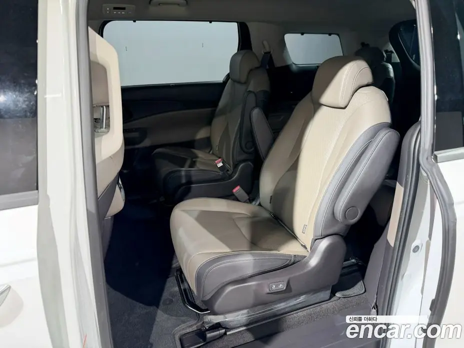 Kia Carnival 2025 3.5 автомат (гидро), фото 5
